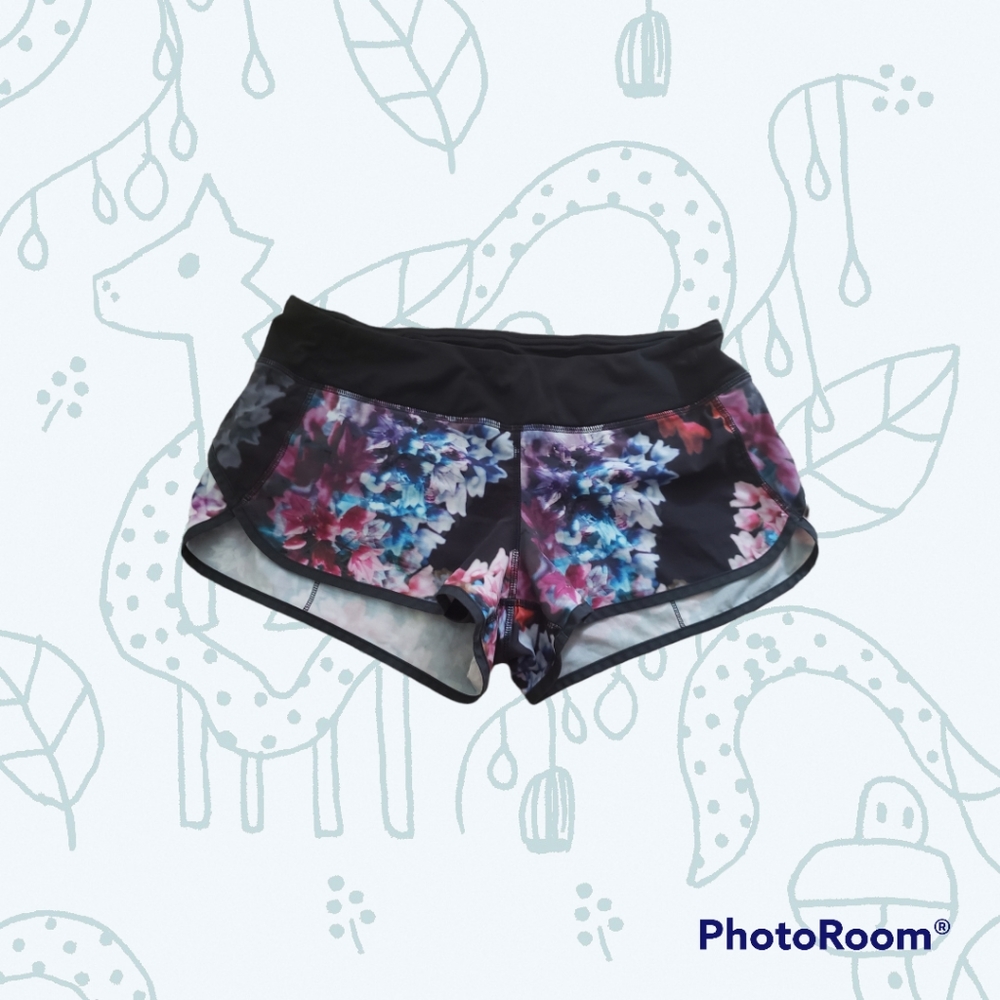 Lululemon floral speed up shorts